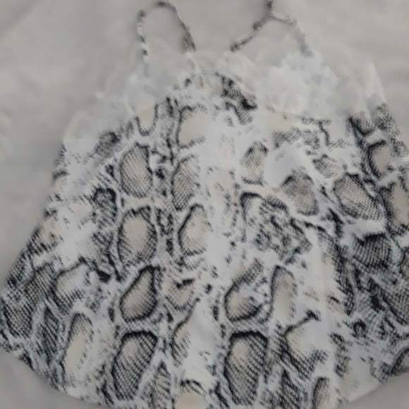 Camisole - Picture 3 of 4